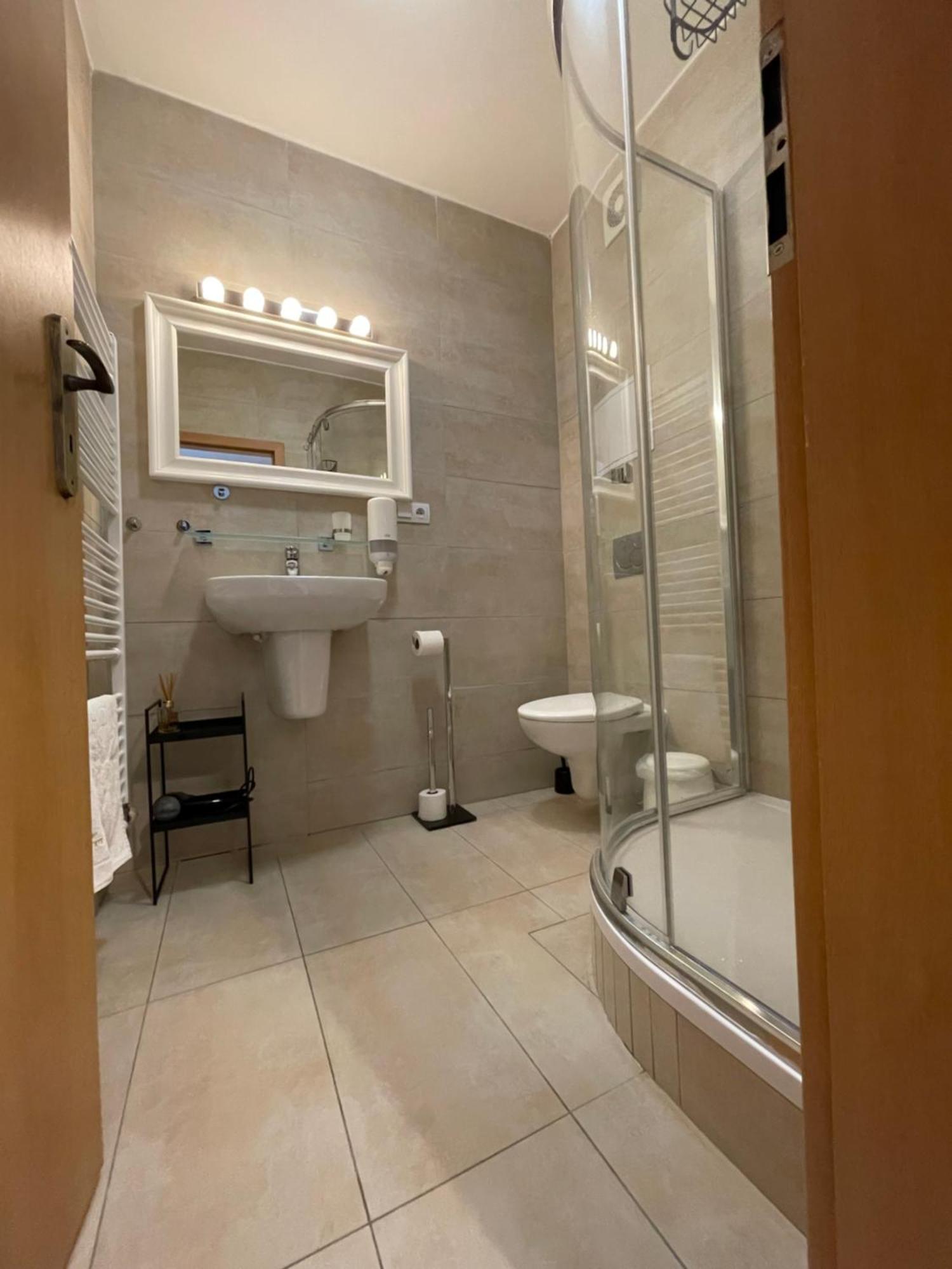 Zara Luxury Apartments The Absolute Center Of Ζιλίνα Εξωτερικό φωτογραφία