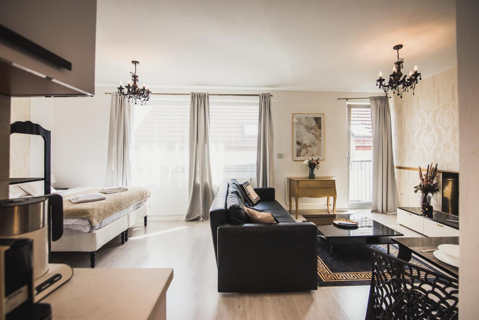 Zara Luxury Apartments The Absolute Center Of Ζιλίνα Εξωτερικό φωτογραφία