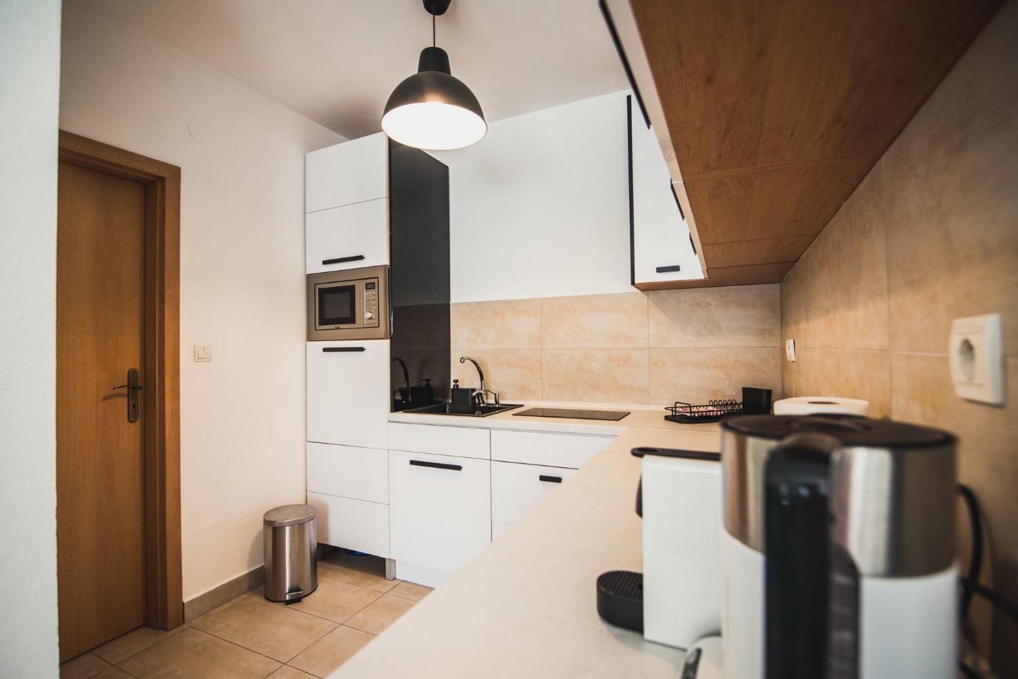 Zara Luxury Apartments The Absolute Center Of Ζιλίνα Εξωτερικό φωτογραφία