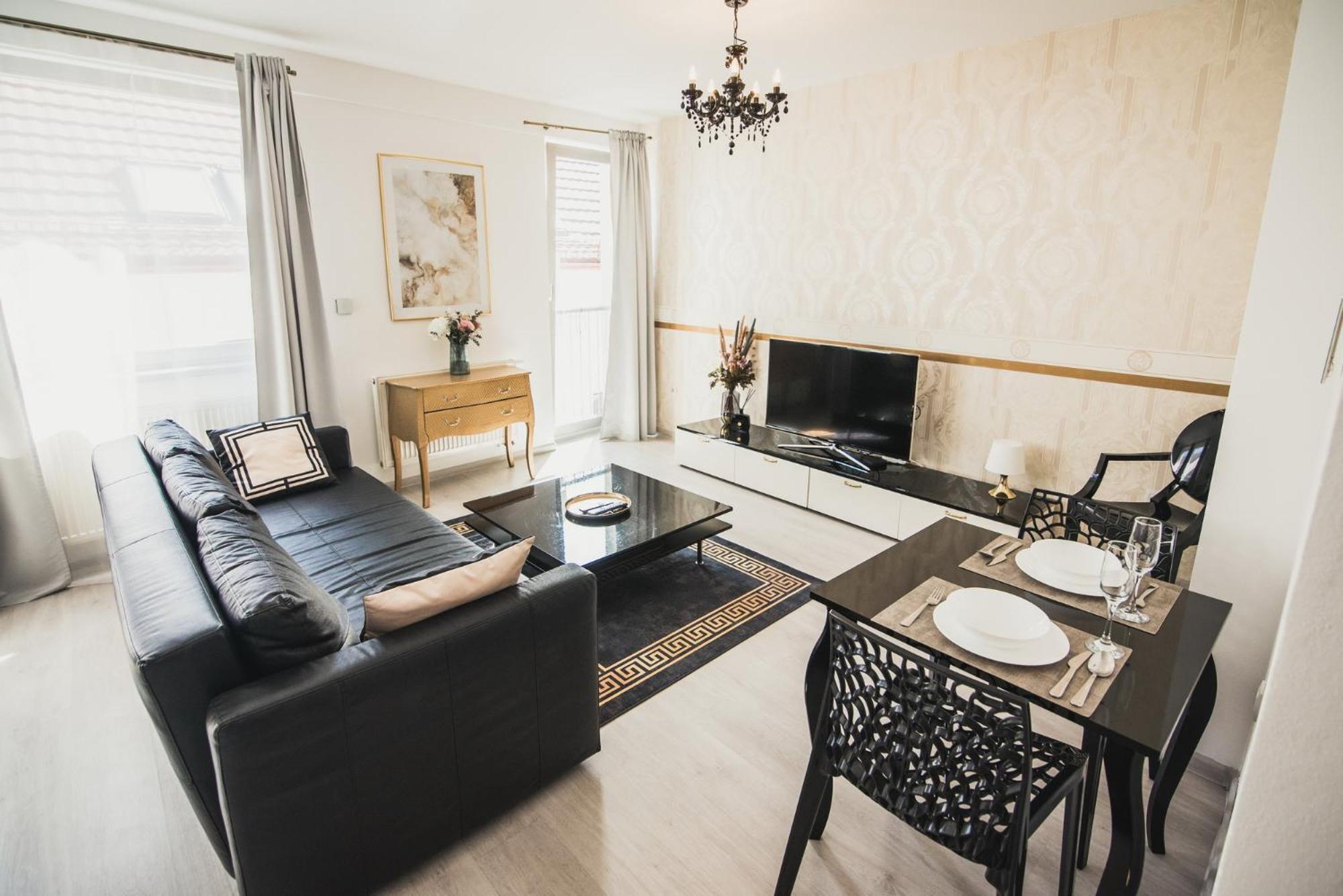 Zara Luxury Apartments The Absolute Center Of Ζιλίνα Εξωτερικό φωτογραφία