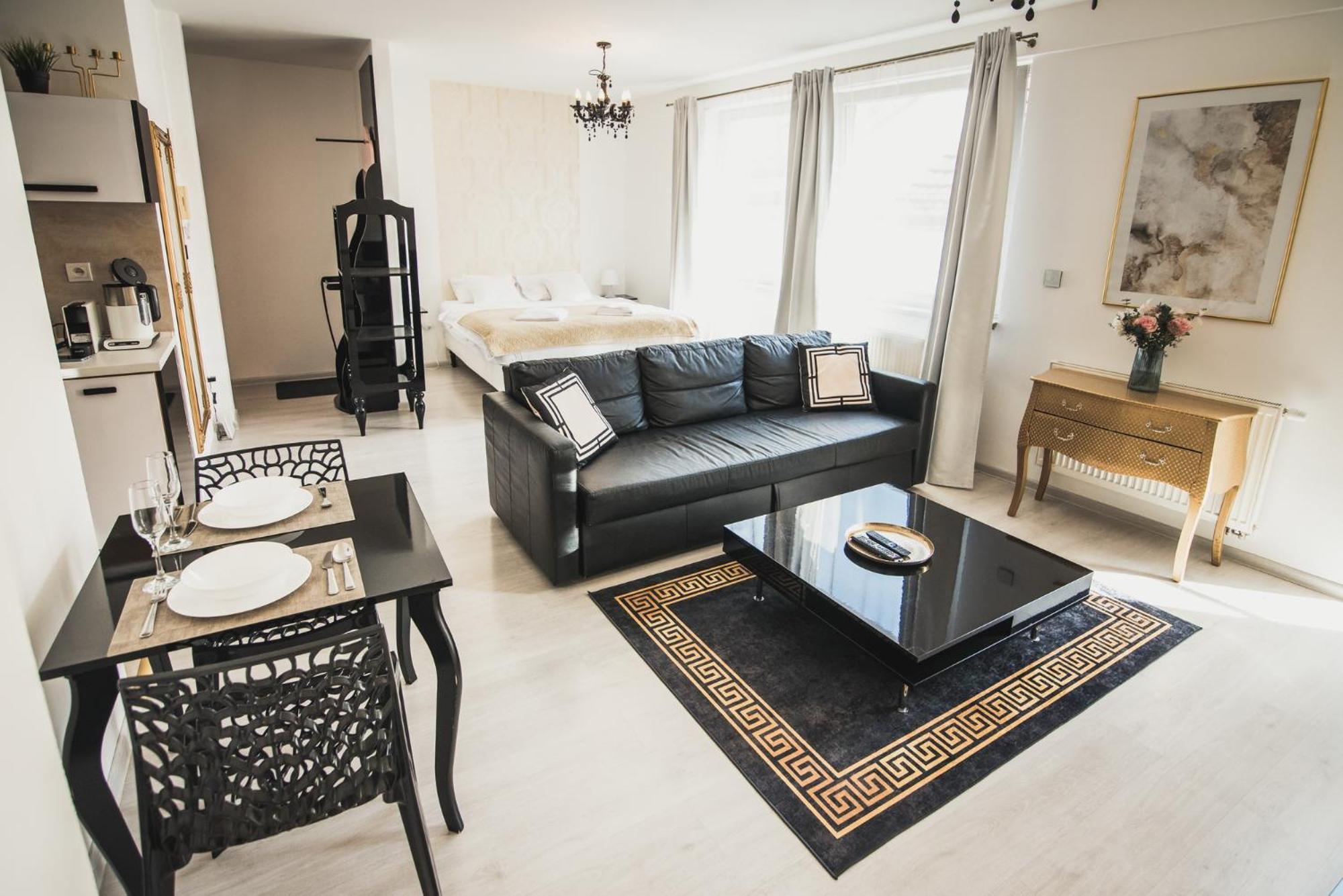 Zara Luxury Apartments The Absolute Center Of Ζιλίνα Εξωτερικό φωτογραφία