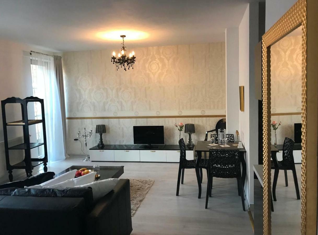 Zara Luxury Apartments The Absolute Center Of Ζιλίνα Εξωτερικό φωτογραφία